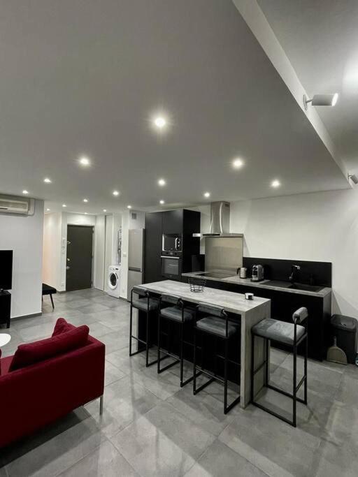 Appartement 3 Pieces Refait A Neuf. Centre-Ville. Menton Ngoại thất bức ảnh